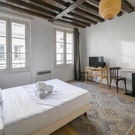Apartament Clery 43 Paryż